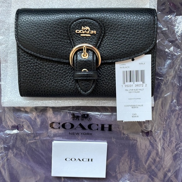 New with Tags Coach Kleo Wallet - Picture 3 of 4